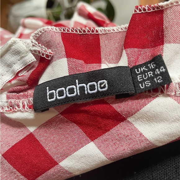 NWOT Boohoo red/white Gingham off shoulder Dress - Picture 9 of 9